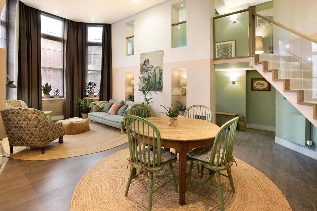 Sitting/Dining Rm