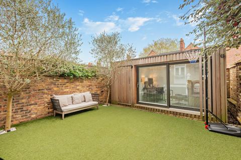 45 Grove Road, Windsor, SL4 1JD