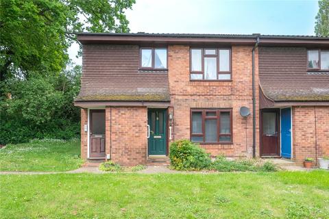 2 bedroom maisonette to rent, Mountbatten Close, St. Albans, Hertfordshire