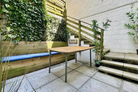 15a Rivers Street, Bath, BA1 2PZ