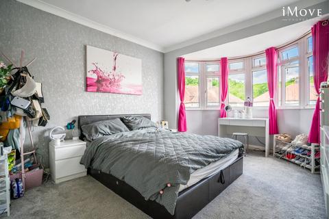 9 Covington Gardens, London, SW16 3SE