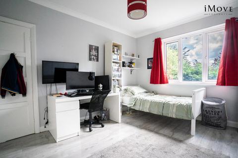 9 Covington Gardens, London, SW16 3SE