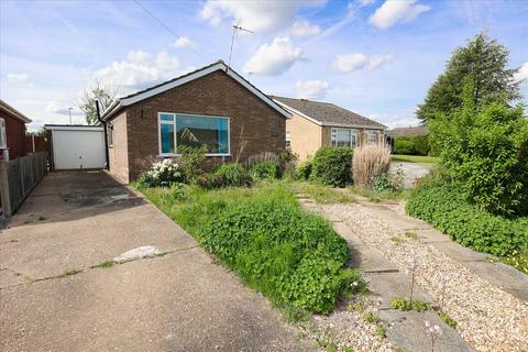 2 bedroom bungalow for sale, Goldfinch Close, Skellingthorpe