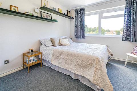 1 bedroom apartment for sale, Chanctonbury Gardens, Sutton
