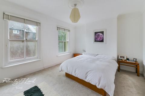 145 Knapp Road, London, E3 4BP