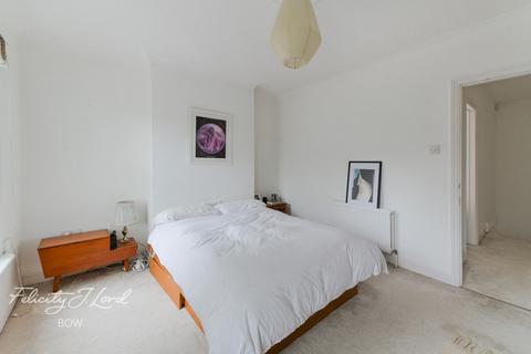 145 Knapp Road, London, E3 4BP