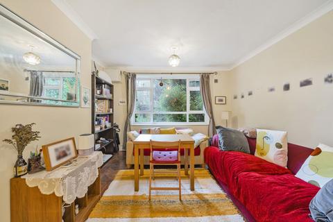 1 bedroom flat to rent, Westcombe Park Road Blackheath SE3