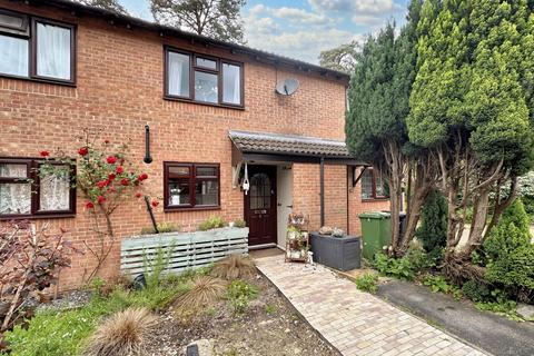 2 bedroom terraced house for sale, Woodpecker Close, Bordon, Hampshire