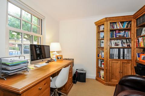 3 bedroom house to rent, Streatley Place Hampstead NW3