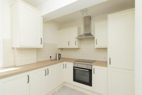 2 bedroom flat for sale, Sea View Terrace, Margate, CT9