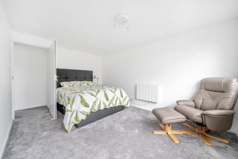 3 bedroom apartment to rent, Station Parade, Virginia Water, Surrey GU25 4AB