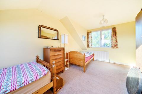 17 Carson Road, London, SE21 8HT