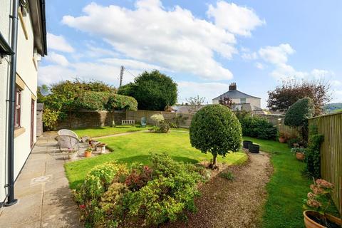 4 bedroom detached house for sale, Robins Field, Chillington, Kingsbridge