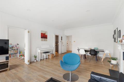 2 bedroom flat for sale, Queen's Gate Gardens, South Kensington SW7