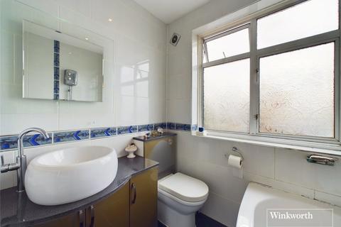 4 bedroom terraced house for sale, Princes Avenue, London NW9