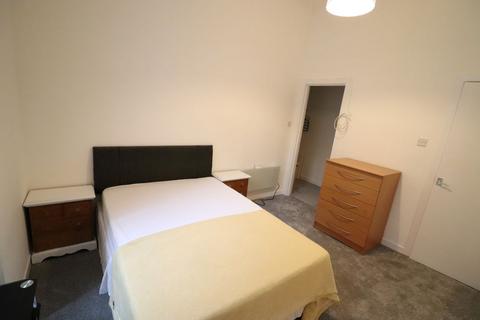 1 bedroom flat to rent, Hamilton Road, Rutherglen G73