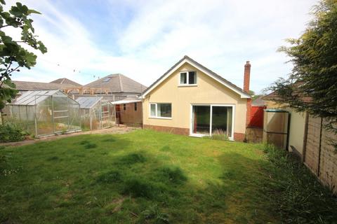 3 bedroom bungalow for sale, Keighley Avenue, Broadstone, Dorset, BH18