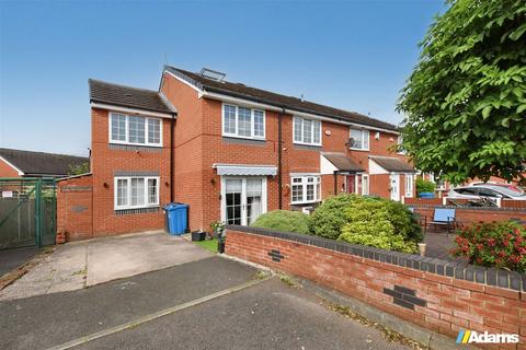 4 bedroom townhouse for sale, Chidlow Close, Widnes