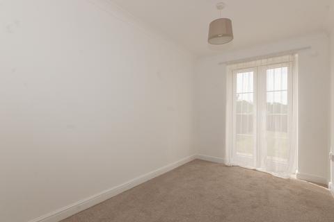 2 bedroom flat for sale, Treeview, Stowmarket IP14