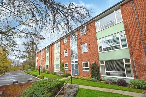 2 bedroom apartment to rent, Hatton Court, 35-49 Lubbock Road, Chislehurst, BR7