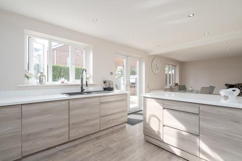 29 Footman Close, Astley, Manchester, M29 7SR