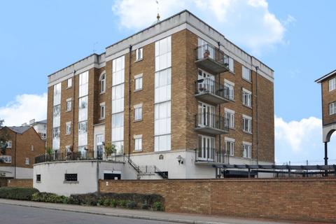 2 bedroom apartment to rent, Abbotshade Road Surrey Quays SE16