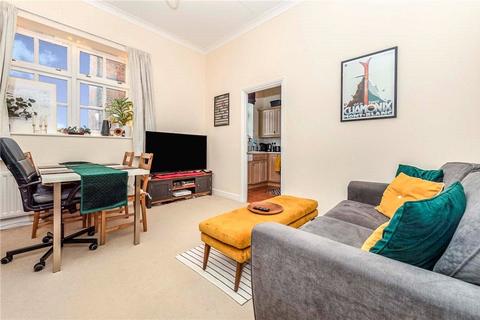 2 bedroom apartment for sale, Milliners Court, Lattimore Road, St. Albans