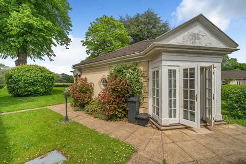 2 bedroom semi-detached bungalow for sale, 5 The Courtyard, Warminster, Sutton Veny , BA12