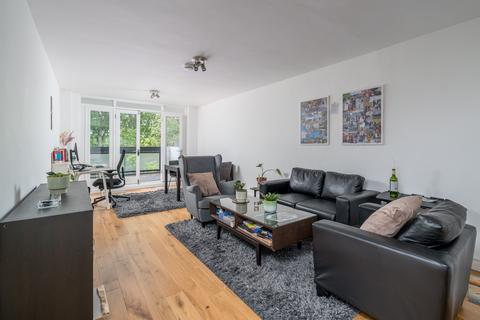 3 bedroom apartment to rent, Barnwood Close, London W9