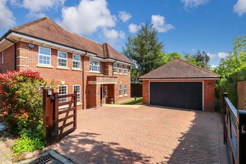 6 bedroom detached house for sale, Barton Drive, Beaconsfield, HP9