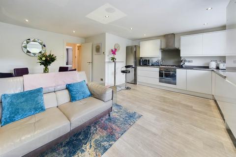 1 bedroom apartment for sale, Old Mill Gardens, Berkhamsted