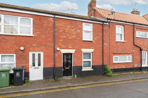 2 bedroom terraced house for sale, Albion Road, Great Yarmouth