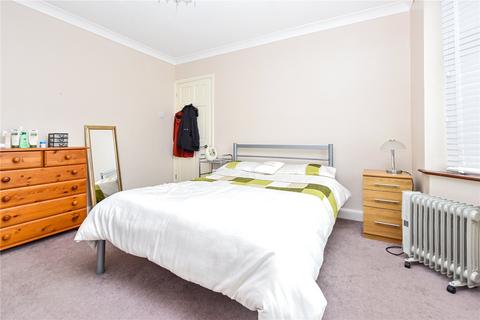 3 bedroom bungalow for sale, Rydal Drive, Bexleyheath, Kent, DA7