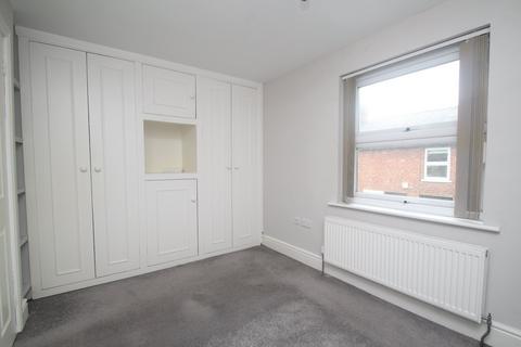 2 bedroom end of terrace house to rent, Regent Mount, Harrogate, North Yorkshire, HG1