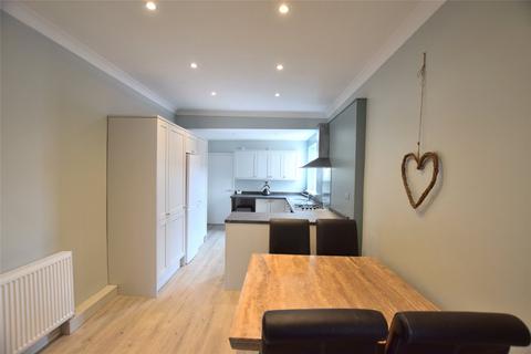 2 bedroom apartment to rent, West Street, Whickham, NE16