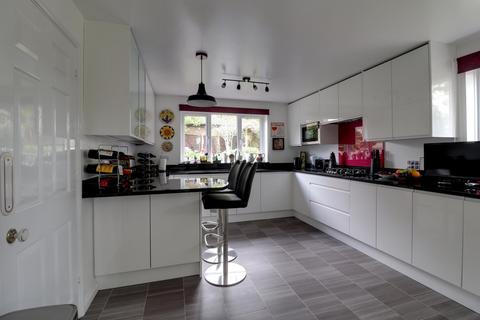 4 bedroom detached house for sale, Chancellors Road, Stevenage SG1