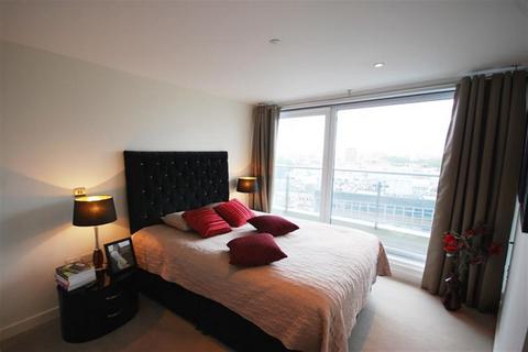 2 bedroom apartment to rent, Bezier Apartments, City Road, Old Street, London, EC1Y