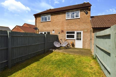36 Buscombe Gardens, Hucclecote, Gloucester, GL3 3QG