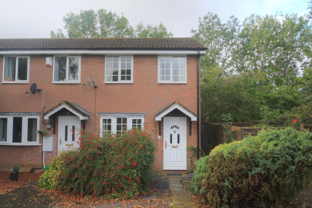 Morden Road, Papworth Everard... 2 bed end of terrace house £975 pcm
