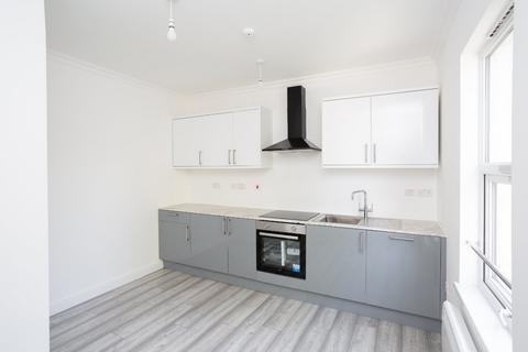 3 bedroom apartment to rent, Sparrows Herne, Bushey, Hertfordshire, WD23