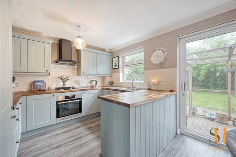 3 bedroom detached house for sale, Foxhatch, Wickford, Essex, SS12