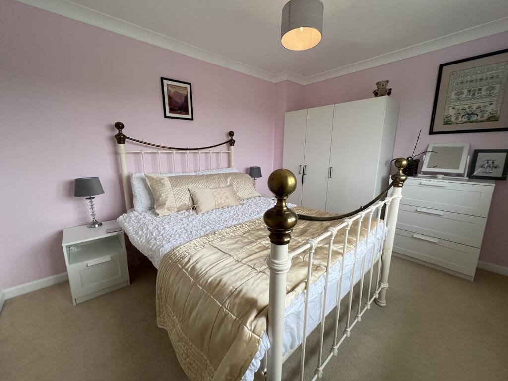 Front Double Bedroom 2