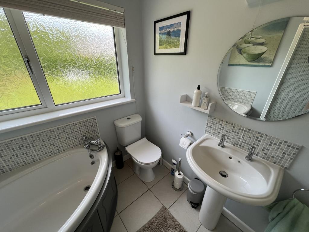Main Bathroom