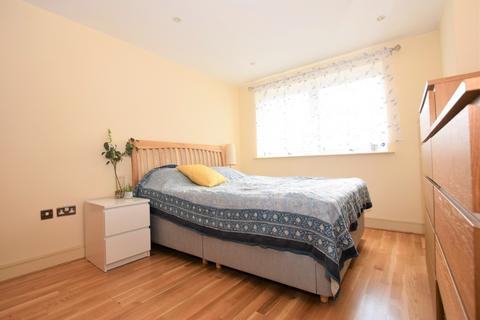 1 bedroom flat to rent, Long Lane London Bridge SE1