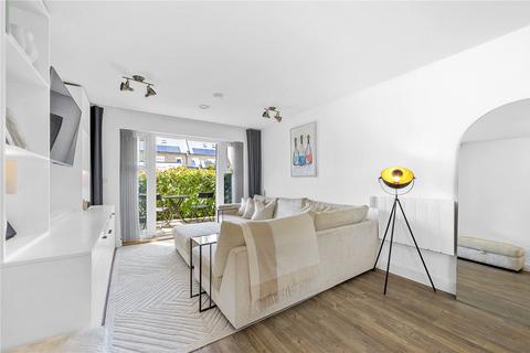 2 bedroom apartment for sale, Roper Crescent, Sunbury-on-Thames, Surrey, TW16