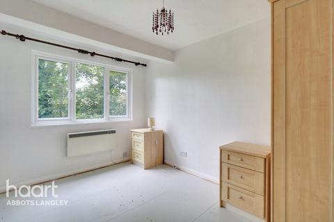 2 bedroom flat for sale, Tylersfield, Abbots langley