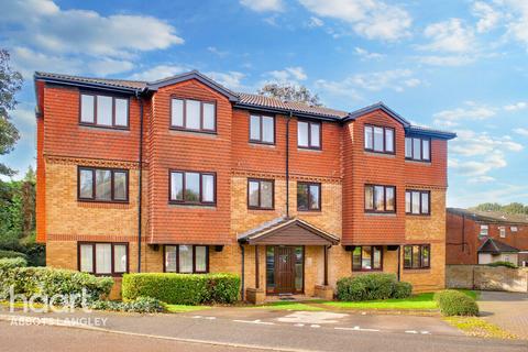 2 bedroom flat for sale, Tylersfield, Abbots langley