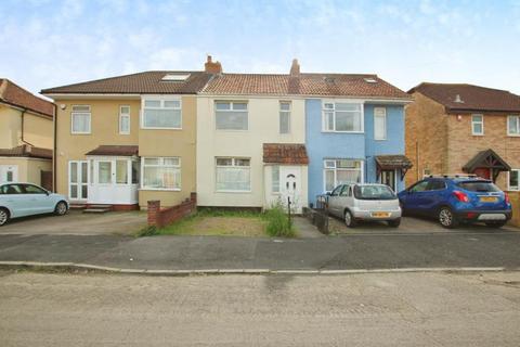 3 bedroom terraced house to rent, Bridgman Grove, Bristol BS34