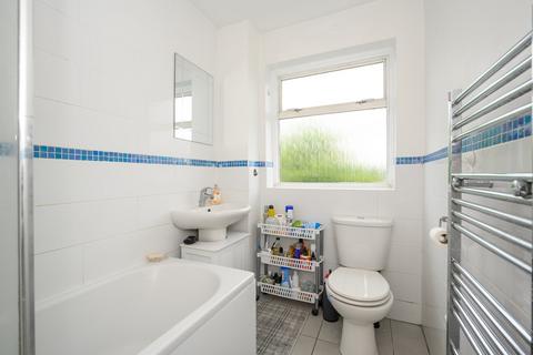 3 bedroom terraced house for sale, Molesey Road, Hersham, KT12