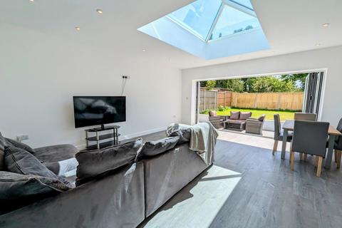 undefined, Eastern Avenue, Southend-on-sea, SS2